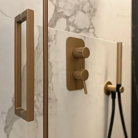 Croce Πανσιόν