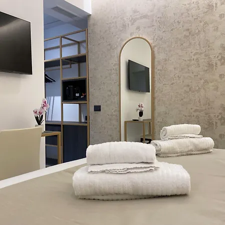 Croce Πανσιόν 4*